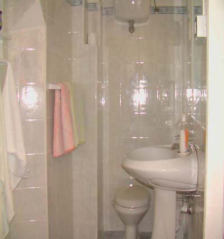Casa Totti Bed & Breakfast Rome Bagian luar foto
