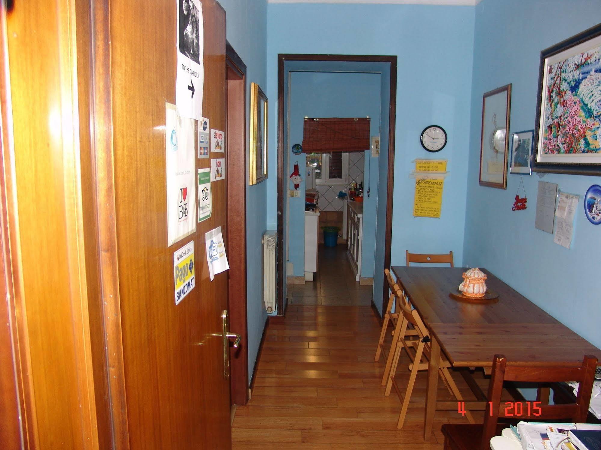 Casa Totti Bed & Breakfast Rome Bagian luar foto